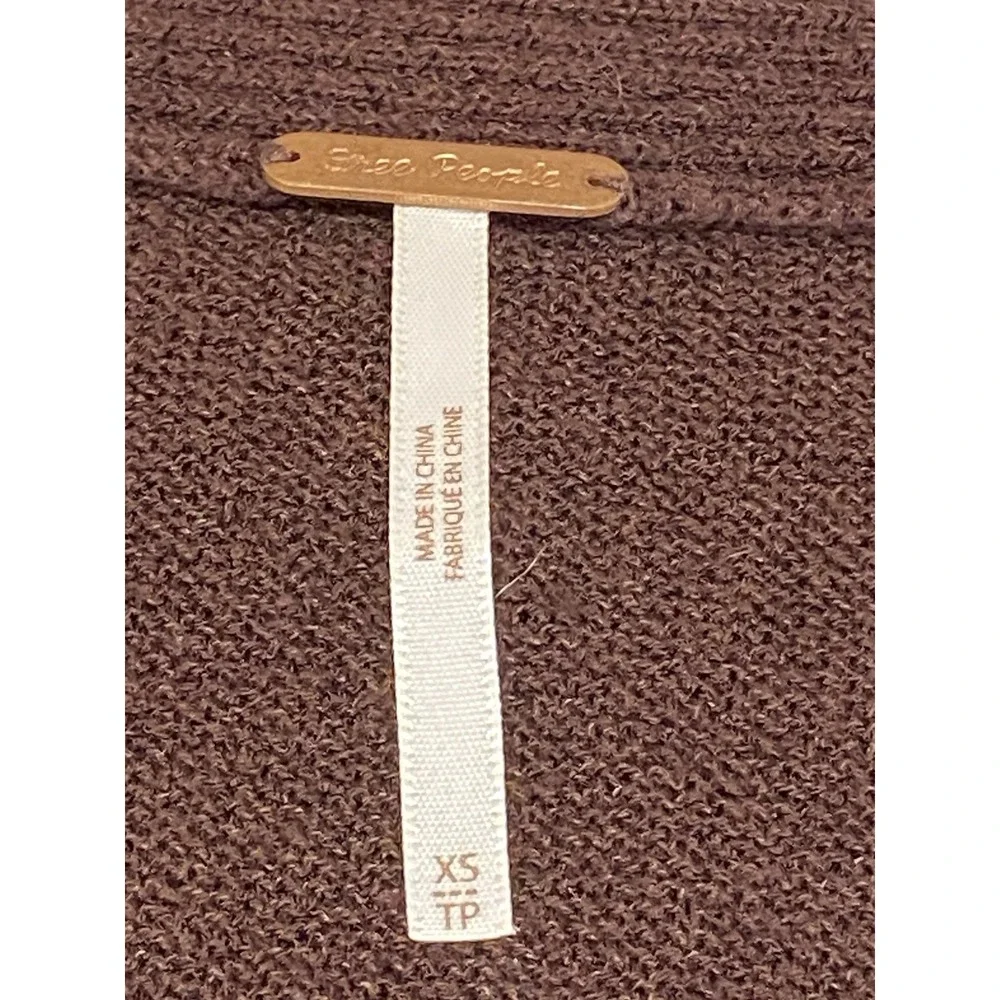 Free People XS Brown Lattice V-Neck Ribbed Knit‎ Tunic Sweater Bell Sleeve Slit
